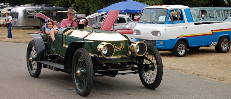 1906 Stanley Steamer
reproduction